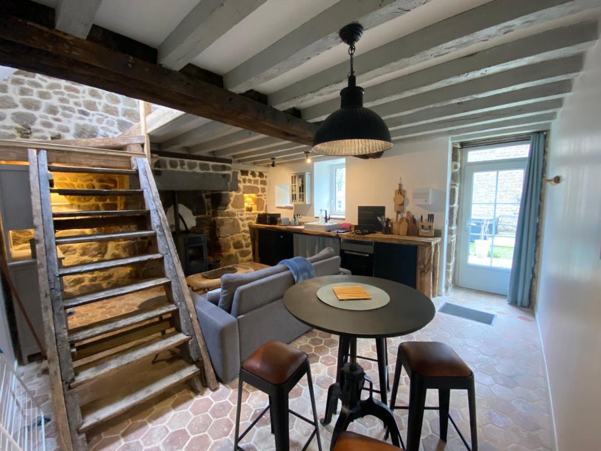 Domaine Des Tours Vauquelin Bed and Breakfast Putanges Buitenkant foto
