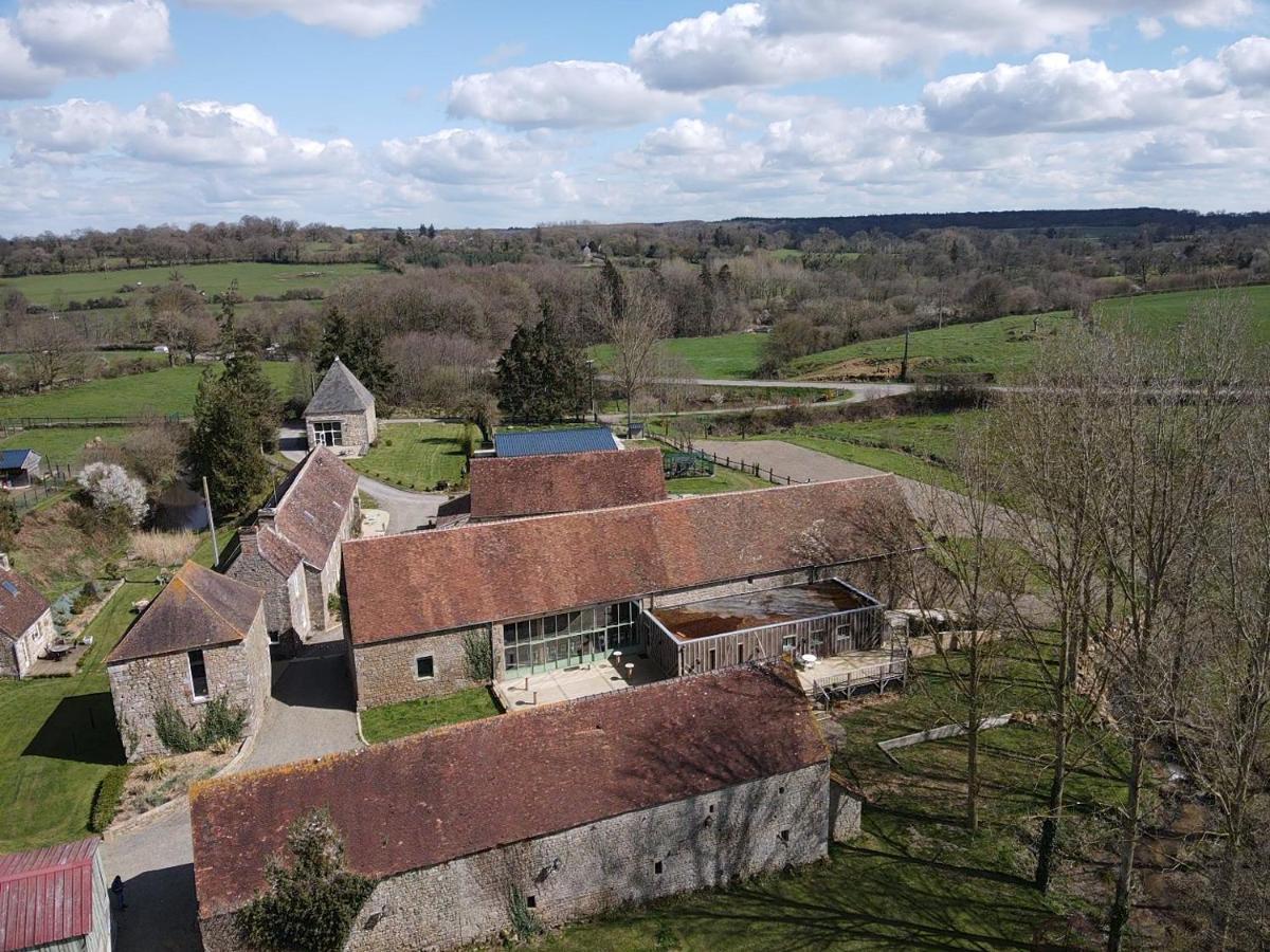 Domaine Des Tours Vauquelin Bed and Breakfast Putanges Buitenkant foto